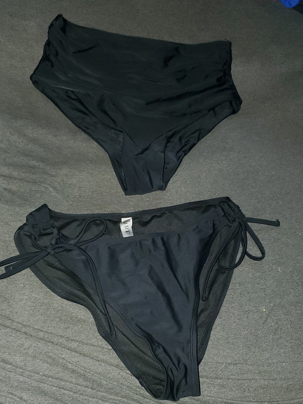 2 New Bikini Bottoms Medium